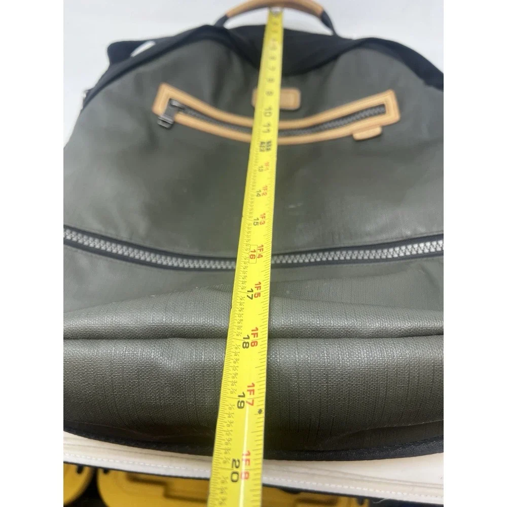 gucci travel business tote bag Vintage Black Patent Leather Ring Handles Work 25.5 cm Waterproof 20L Backpack - 002 Color:Green Smelt